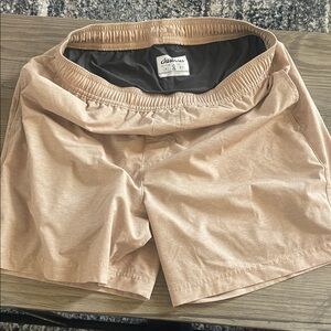 Chubbies Tan Athletic Shorts Black Liner 5.5 in Size M
